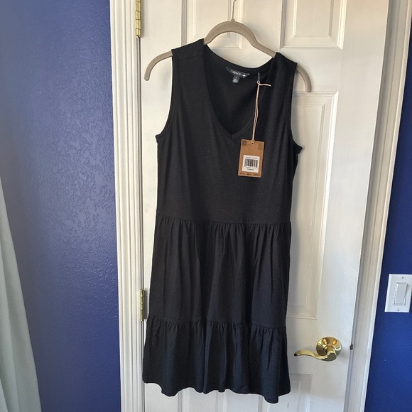 Black dress - Picture 1 of 4